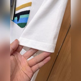 Fendi 26： премьера новых моделей весна