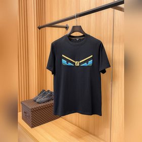 Fendi 26： премьера новых моделей весна