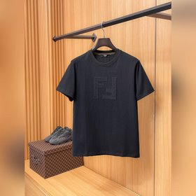 Fendi 26： премьера новых моделей весна