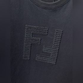 Fendi 26： премьера новых моделей весна