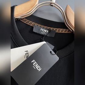 Fendi 26： премьера новой коллекции вес