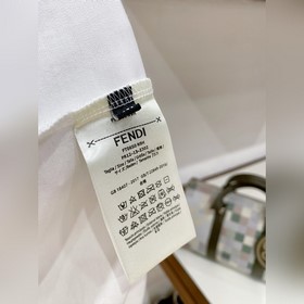 Fendi — эксклюзивная новинка： мужская 