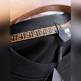 Fendi — эксклюзивная новинка： мужская 