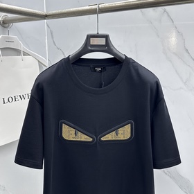 Fendi： новая коллекция — премьера в фи
