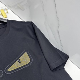 Fendi： новая коллекция — премьера в фи