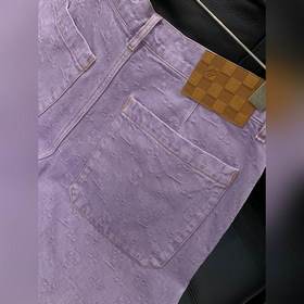 Цена пиджака — 3500, цена шорт — 2700.