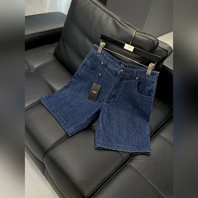 Цена одежды — 3500, цена шорт — 2700. 