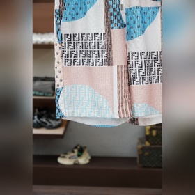 Fendi — модный комплект из жакетчика
