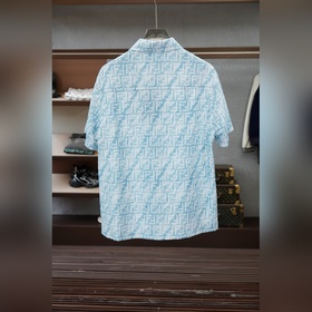 Fendi — модный комплект из жакетчика