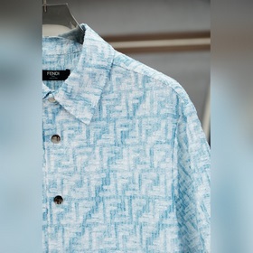 Fendi — модный комплект из жакетчика
