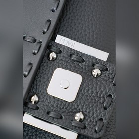 Модель 0054 — новый член семейства баг