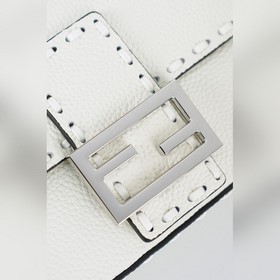 Модель 0054 — новый член семейства баг