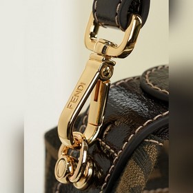Винтажная косметичка с логотипом Fendi
