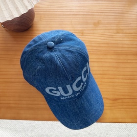 Новая бейсболка из коллекции GUCCI — л