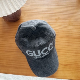 Новая бейсболка из коллекции GUCCI — л
