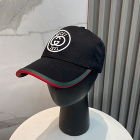 Новая бейсболка Gucci из оригинальной