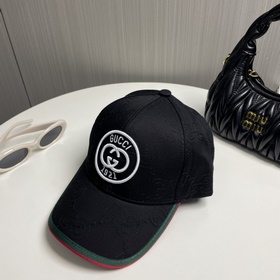 Новая бейсболка Gucci из оригинальной 