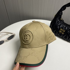 Новая бейсболка Gucci из оригинальной 