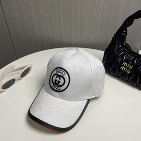 Новая бейсболка Gucci из оригинальной 