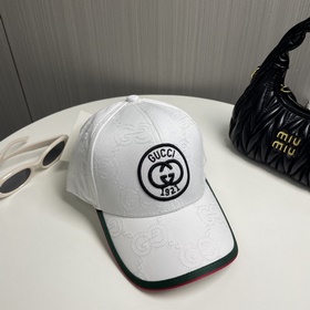 Новая бейсболка Gucci из оригинальной 