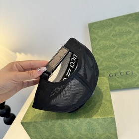 Бейсболка GUCCI — новинка на официальн