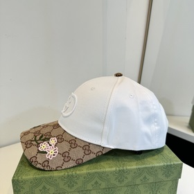 Бейсболка GUCCI — новинка на официальн