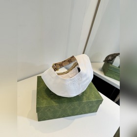Бейсболка GUCCI — новинка на официальн