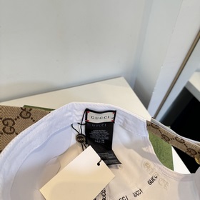 Бейсболка GUCCI — новинка на официальн