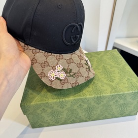 Бейсболка GUCCI — новинка на официальн