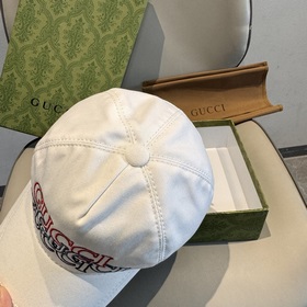 Новая бейсболка из коллекции GUCCI, из