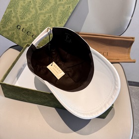 Новая бейсболка из коллекции GUCCI, из
