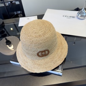 Новая летняя коллекция Gucci： шляпы и