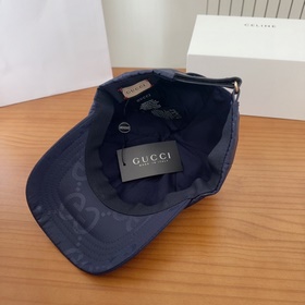 Бейсболка GUCCI — отличается превосход