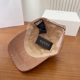 Бейсболка GUCCI — отличается превосход