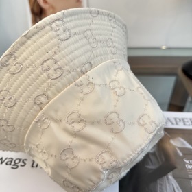 Рыбацкая кепка GUCCI. Новинка на офици