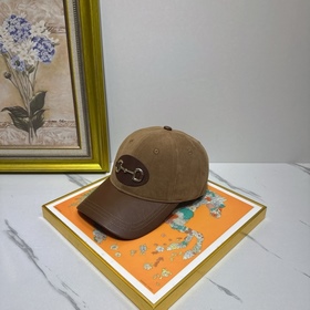 [GUCCI] Бейсболка из замши натурально