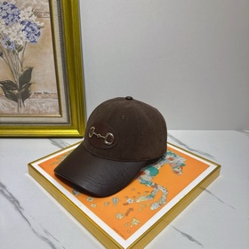 [GUCCI] Бейсболка из замши натурально