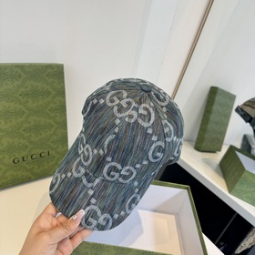 Бейсболка GUCCI — новинка на официальн