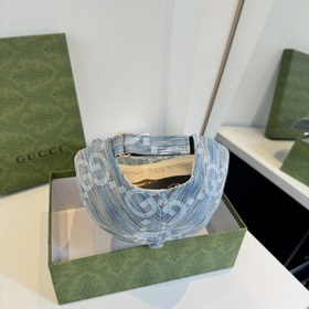 Бейсболка GUCCI — новинка на официальн