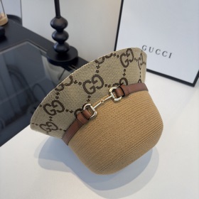 Новая соломенная шляпа-борето от Gucci