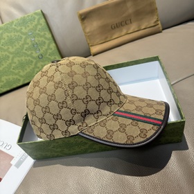 Классическая бейсболка Gucci (Гуччи) и