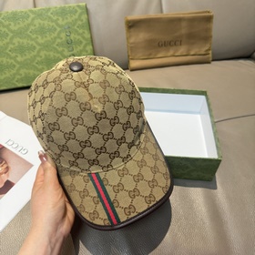 Классическая бейсболка Gucci (Гуччи) и