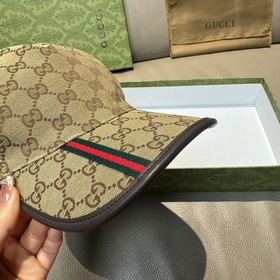 Классическая бейсболка Gucci (Гуччи) и