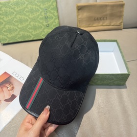 Классическая бейсболка Gucci (Гуччи) и