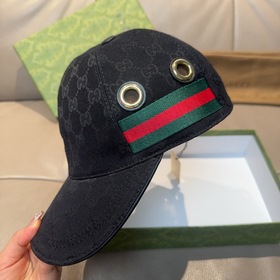 Классическая бейсболка Gucci (Гуччи) и