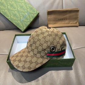 Классическая бейсболка Gucci (Гуччи) и