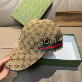 Классическая бейсболка Gucci (Гуччи) и