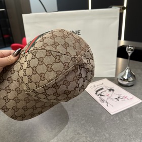 Классическая бейсболка Gucci с тканевы