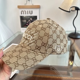 Бейсболка GUCCI 2026 года — новая моде