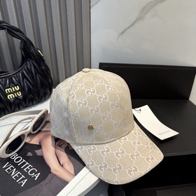 Классическая бейсболка Gucci (Гуччи) —